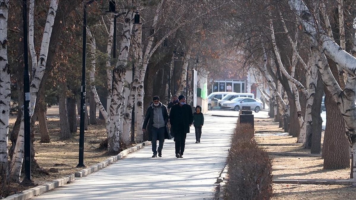 İstanbul’a Yaz Geliyor: Sıcaklıklar 20 Dereceye Yaklaşacak