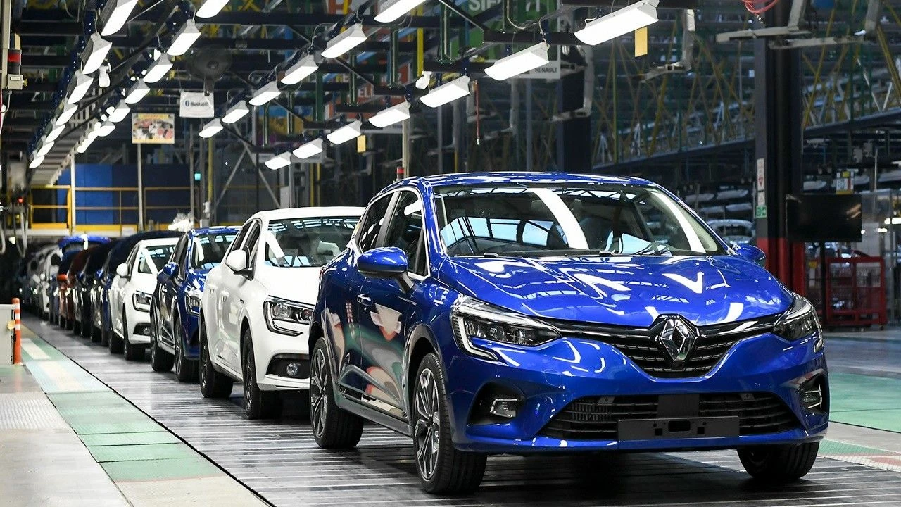 Renault Şubat 2026 Fiyat Listesi Belli Oldu: Zamlı Tarife ve ‘Taliant’ Sürprizi